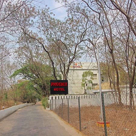 Hotel Phoenix Koregaon Park Pune Eksteriør billede