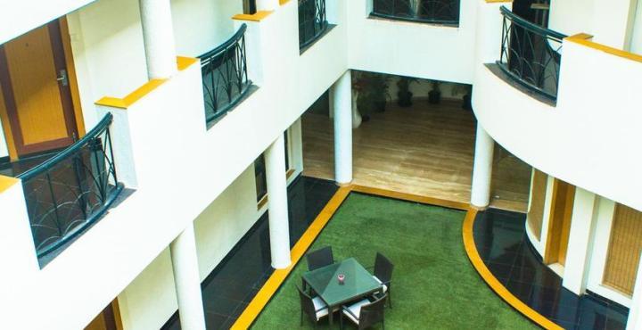 Hotel Phoenix Koregaon Park Pune Eksteriør billede
