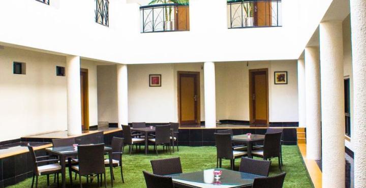Hotel Phoenix Koregaon Park Pune Eksteriør billede
