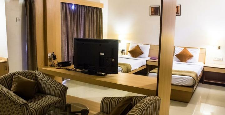 Hotel Phoenix Koregaon Park Pune Eksteriør billede